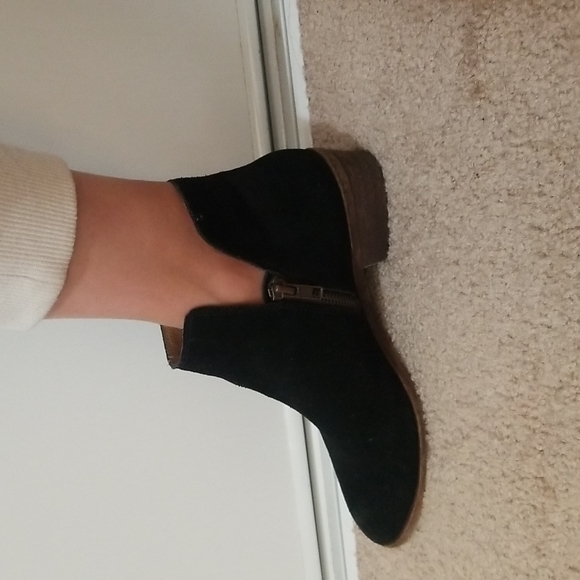 Splendid Hamptyn Black Suede Ankle Boots - Picture 9 of 9